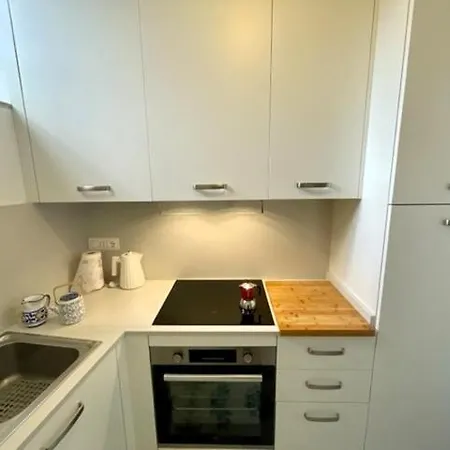 Botteghe 49 Corallino * Капри